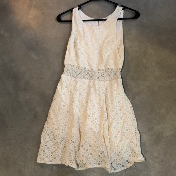 Cream/Ivory Lace Summer Dress - Picture 1 of 10